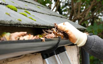 gutter cleaning Castle Caereinion, Powys